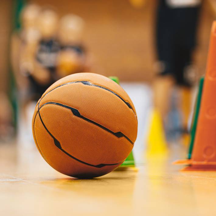kuva koripallosta